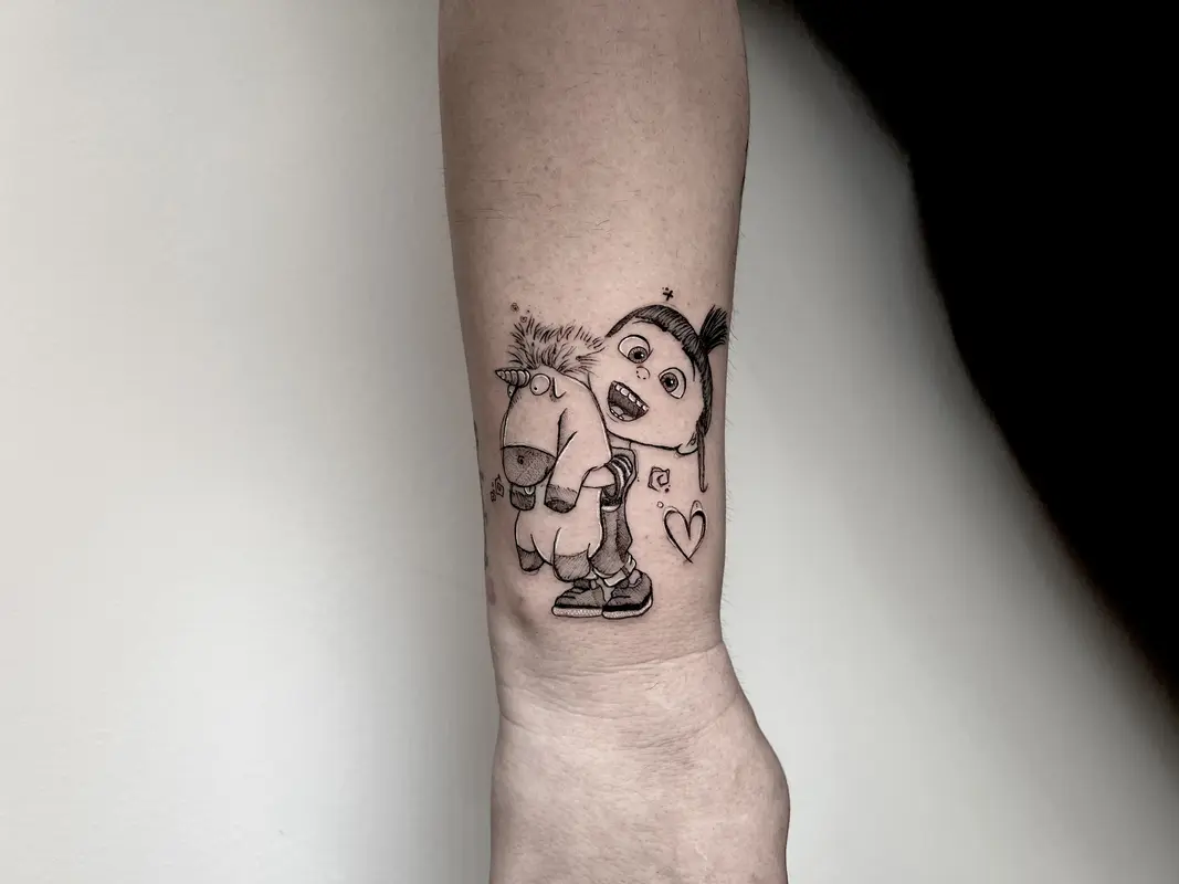 Personaje de animación abrazando un unicornio, estilo black & grey suave con líneas limpias y expresión tierna.